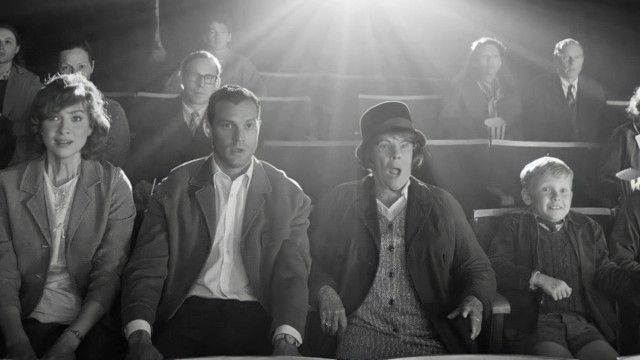 BELFAST - 5 STARS: A BEAUTUIFUL MOVIE