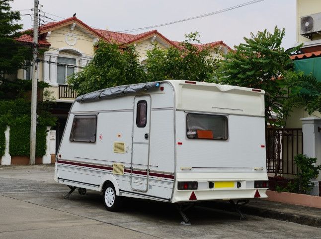 NO CARAVANS, BOATS PARKED ON STREETS