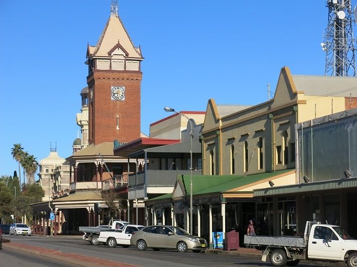 BROKEN HILL HAS A SILVER LINING