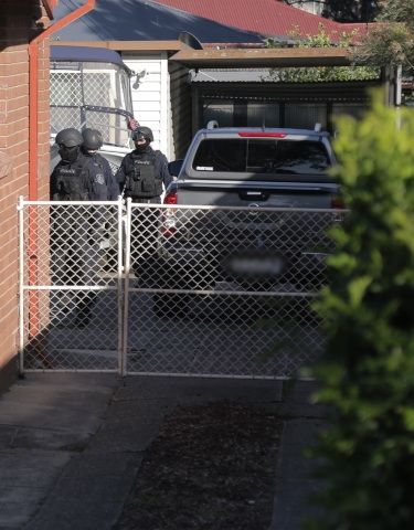 Man seriously injured after Blacktown armed robbery 
