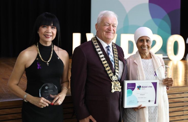 NOMINATE FOR CITY WOMAN OF THE YEAR