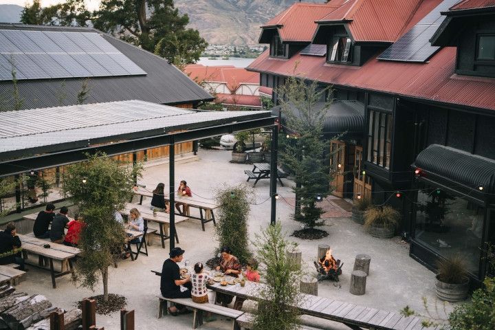YOUR QUEENSTOWN FAMILY GETAWAY
